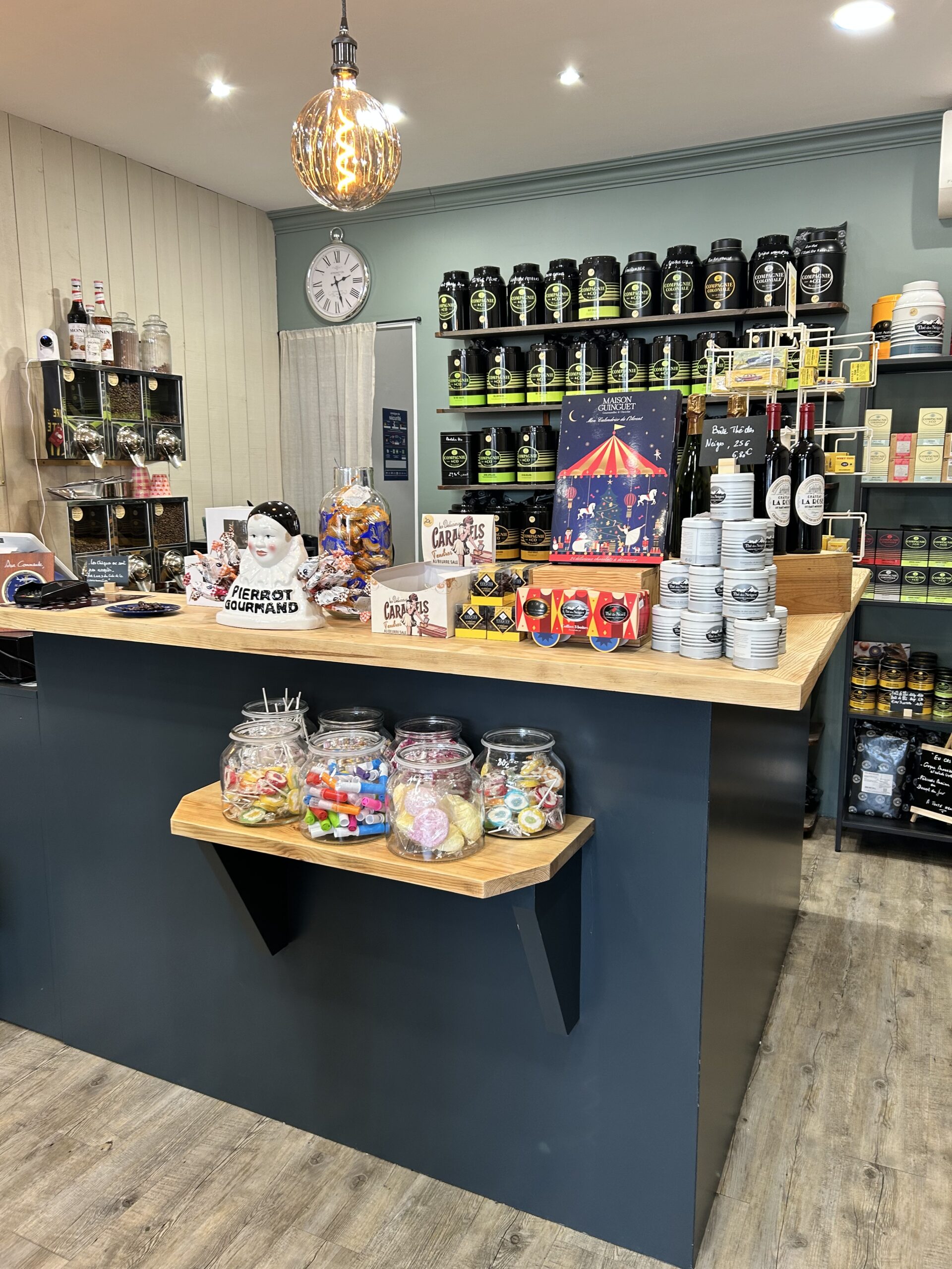 PHOTO DE LA BOUTIQUE (40)